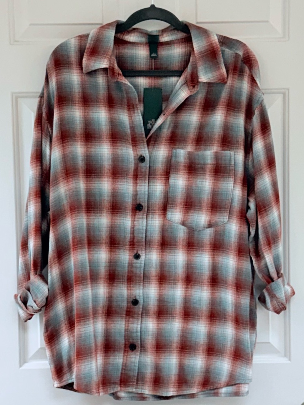 New! Wild Fable Plaid Casual Button-Down Shirt, size L, perfect for Fall